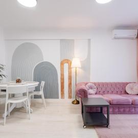 The Arch apartment، فندق في Voluntari