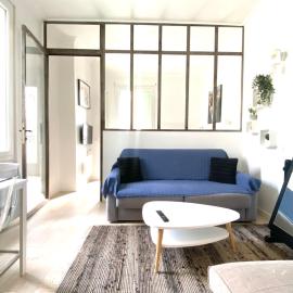 Espace Le Cheval Blanc, hotell sihtkohas Castelnau-le-Lez