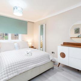 3 Bedroom Apartment with Free Parking, Sheffield City Centre