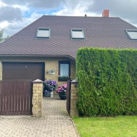 Guests house "Like Home" rooms, hotel in Sigulda