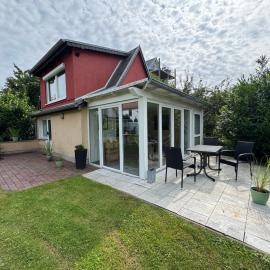 Gemütlicher Bungalow in Kühlungsborn, hotel in Kühlungsborn