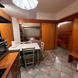 Monalisa sweet house - Appartamento Marilleva 1400, hotell i Marilleva