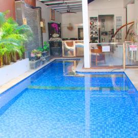 Adiwinoto villa and Homestay