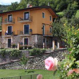 Fenil Del Santo, hotel u gradu Tremozine Sul Garda