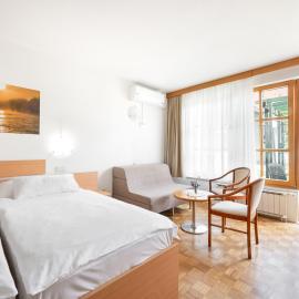 Terme Banovci - Hotelsko naselje Zeleni gaj, ξενοδοχείο σε Banovci