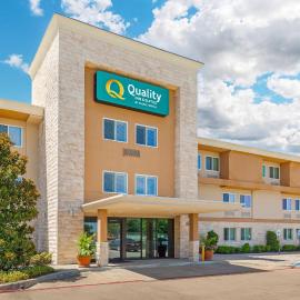 Quality Inn & Suites Plano East - Richardson，普萊諾的飯店