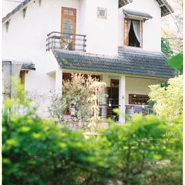 Sum Villa Homestay Mang Den, hotel en Kon Von Kla