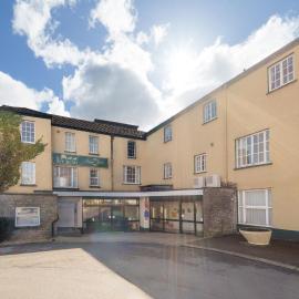Ivy Bush Royal Hotel by Compass Hospitality, hotel di Carmarthen