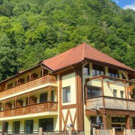 Pensiunea Tihna, hotel a Râu de Mori