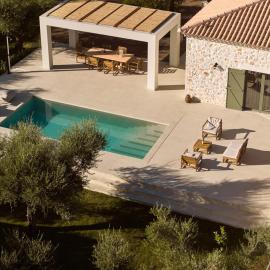 Conte Maris VI, hotel in Tragaki