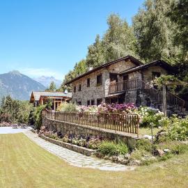 Agriturismo Mon Chéri, Hotel in Mazzo di Valtellina