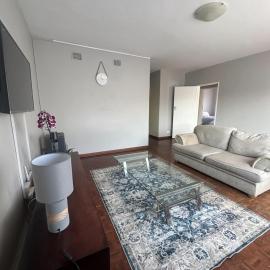 Stay At 7 Self-Catering Apartment