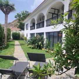 La Casa de Lucy & Karin
