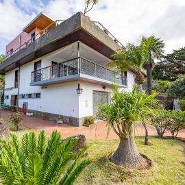 Vila Gama Apartaments, Hotel in Machico