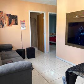 Excelente Apartamento Inteiro Valparaíso 2 Quartos، فندق في Valparaíso de Goiás