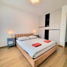 ZWIRN New Apartment Free Parking