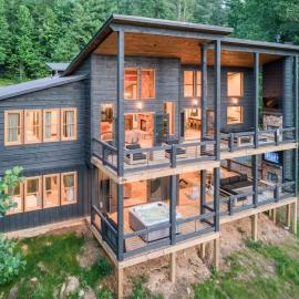 Morgan Trail - Stunning Mountain Masterpiece: Epworth şehrinde bir otel