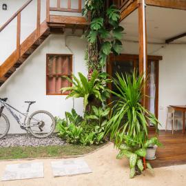 The Garden Room - Comfy apartment with workspace