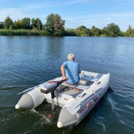 Exklusives Hausboot - Sauna, Sonnendeck & privates Beiboot: Kolonie Roeske şehrinde bir otel