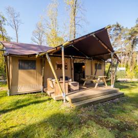 Safari Tent in Markelo near Nature Park, Hotel in Markelo