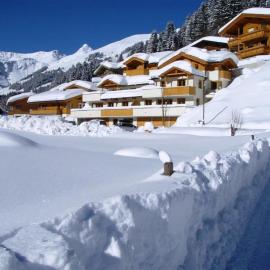 Chalet in Saalbach with Sauna, ξενοδοχείο στο Σάαλμπαχ-Χίντεργκλεμ