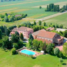 Countryside Bliss with Pool & Tennis