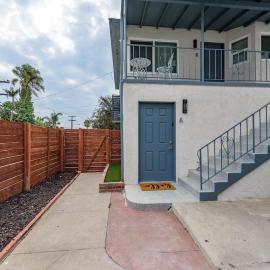 Central San Diego 2 BED Condo, hotel in San Diego