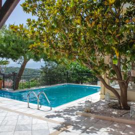 Apartments Nina, hotell Ateenas