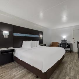 Quality Inn & Suites Airport, hotelli kohteessa Charlotte