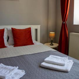 Lyra Apartment, Hotel in Sfântu Gheorghe