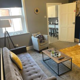 Affordable Luxury 4 Stunning apartment Sunderland close to City centre hospital Crown Works Studio and Nissan