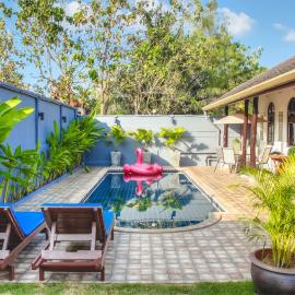 Serenity Holiday Pool Villa, Bangtao Beach, hotel a Surin Beach