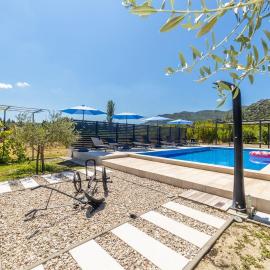 Villa Zorka, hotel in Staševica