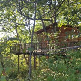 Cabane de la Bannette - Magnifique cabane dans les arbres, vue panoramique, hotel a Thoard