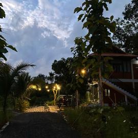 Tân Phú에 위치한 호텔 Coco Retreat