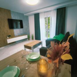 Aura Apartamenty, hotell i Brzeg