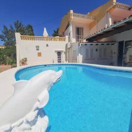Villa Nevada - Espacioso Chalet con Piscina Privada y Salita de Cine, Hotel in Port de Pollença