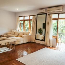 Villa Frankie in Central Legian، فندق في ليغِيان