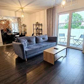 BoleslaviaApartments - Apartament Arte 4, parking free, EV, air conditioning
