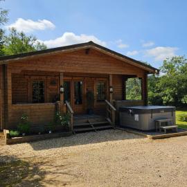 Otter lodge, Lakeside Lodges, Hotel in Dulverton