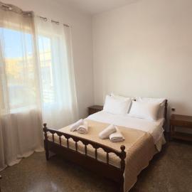 Coastal Comfort 110, hotel a Perivólia