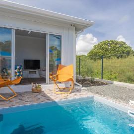 Alizé Sainte-Marthe - Gîte avec piscine privée proche centre, hôtel à Saint-François