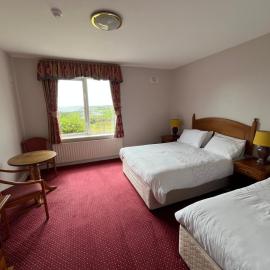 Lavelle's Seaside House & Mickey's Bar, hotel Achill Soundban