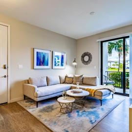 Fort Myers 2BR Condo | Pool + BBQ + Gym