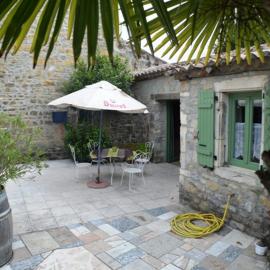 Gîte #20, 6 Pers, Domaine De Ribiere, hotel in Grospierres