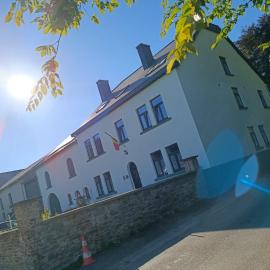 Santa Fe - Lutrebois, hotel sa Bastogne