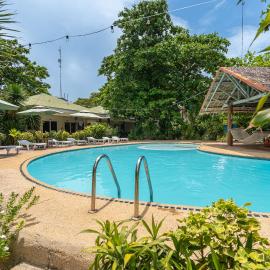 The Shark's Tail Dive Resort, hotel i Malapascua