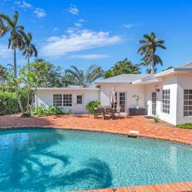 Stunning Tropical Pool House Delray Near The Ocean, hotel in Delray Beach