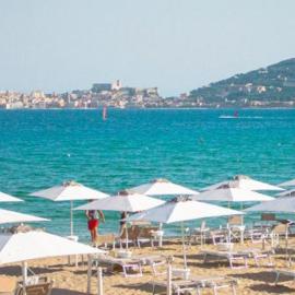 holiday house MAURIZIO, hotel a Formia