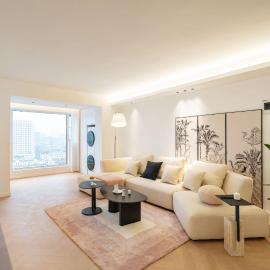 Urban hub Sun Apartment near the Xujiahui Road